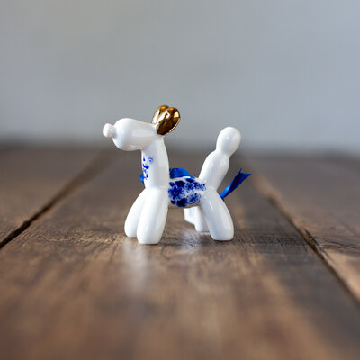 Heinen Delfts Blauw -   Kerstornament ballondier hond 
