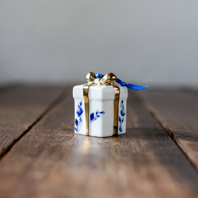 Heinen Delfts Blauw -   Kerstornament cadeautje goud 
